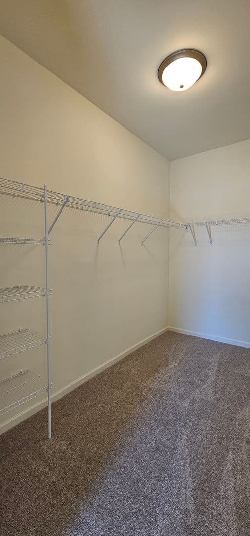 Joliet Apartment: 466-496 Timber Pointe Drive