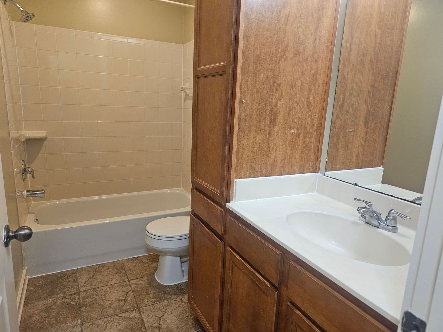Memphis House: 1679 Parktown Place