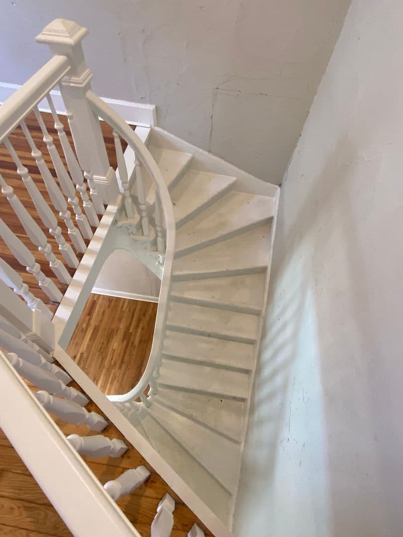 Memphis Apartment: 360 Metal Museum Drive