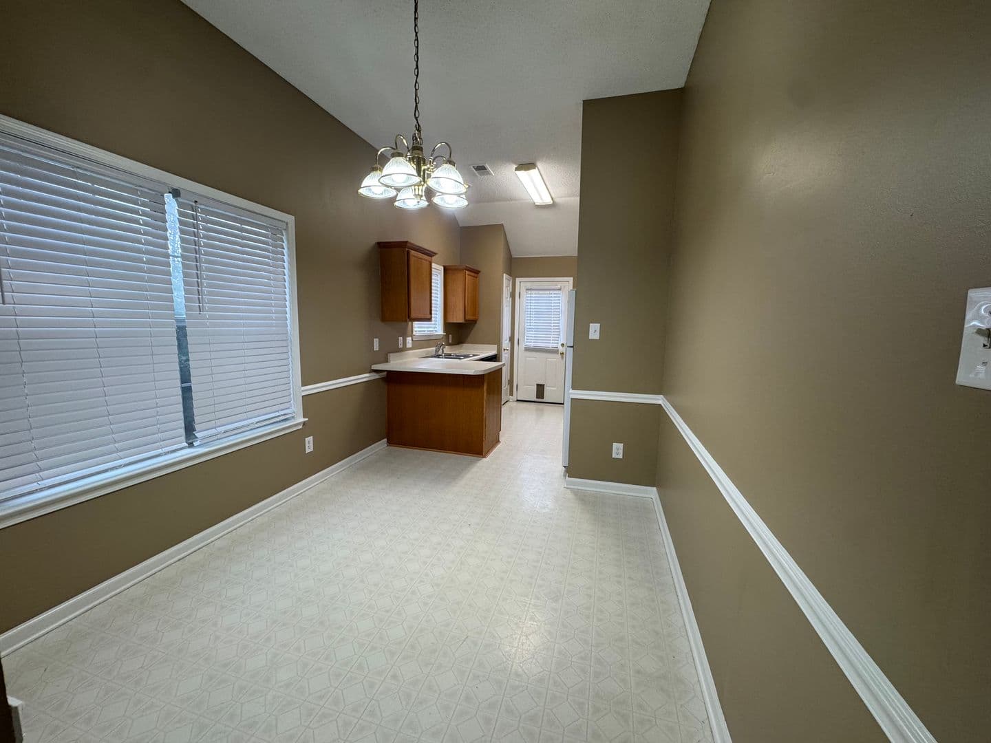 Cordova House: 1411 Charles Bryan Rd.