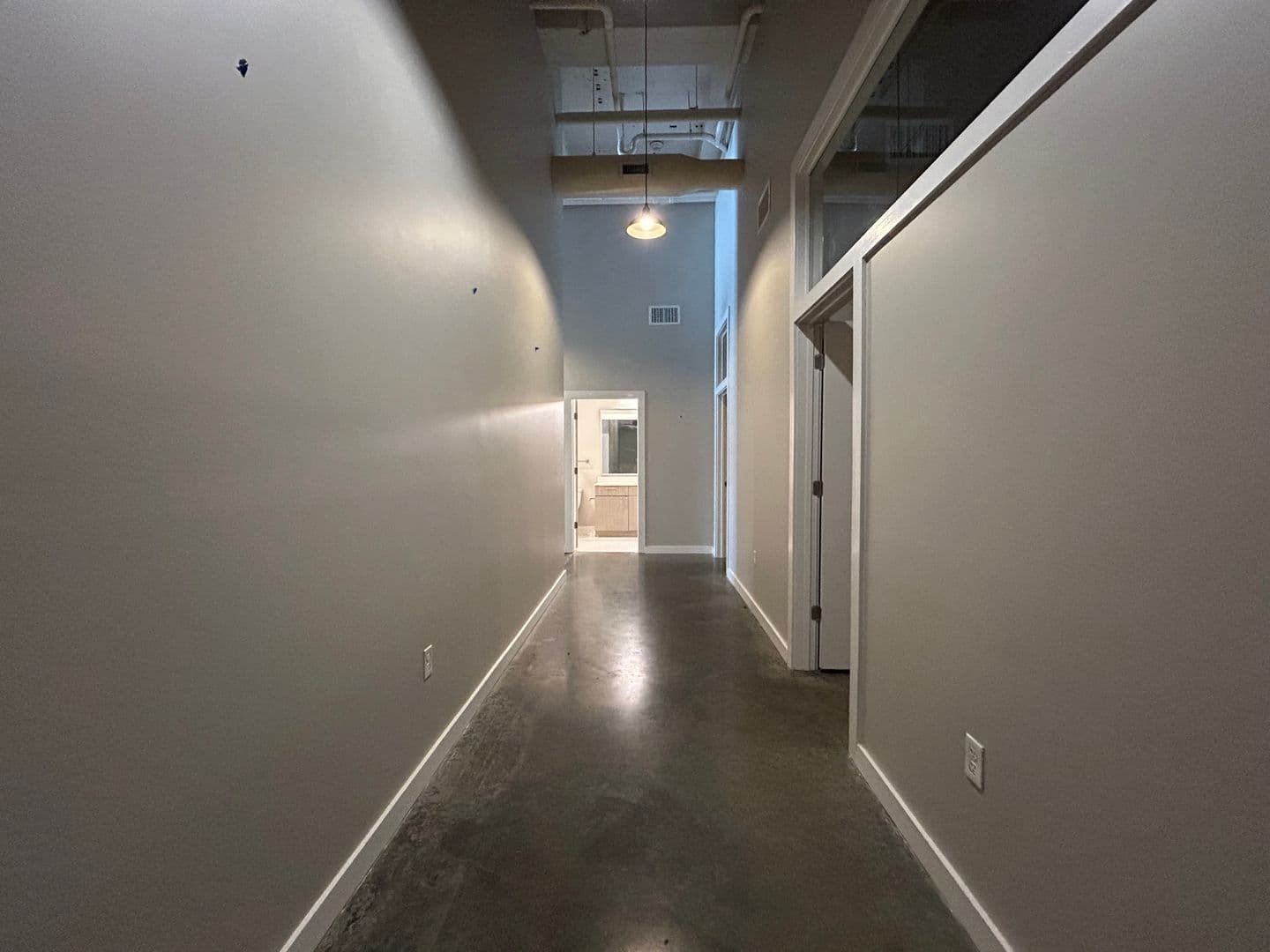 Memphis Apartment: 360 Metal Museum Drive