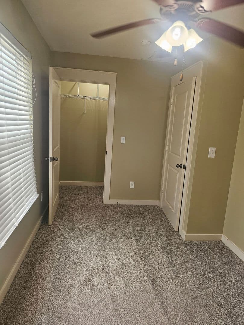 Memphis House: 1679 Parktown Place