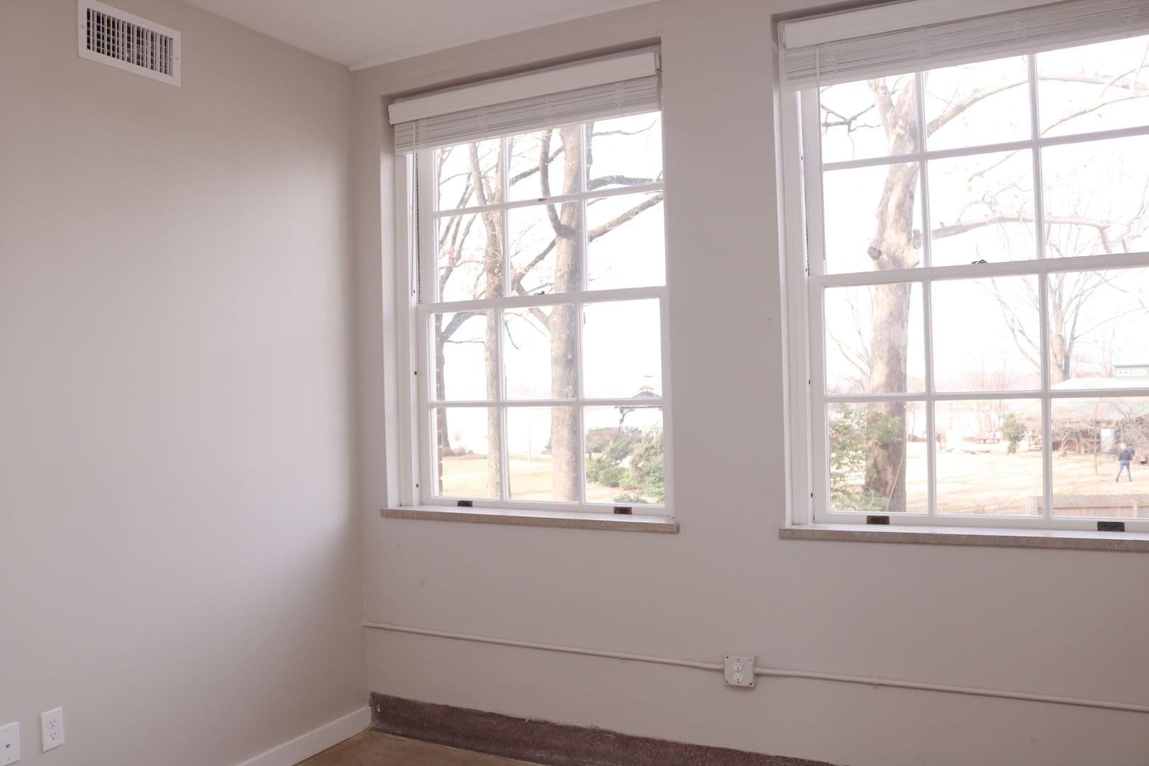 Memphis Apartment: 360 Metal Museum Drive