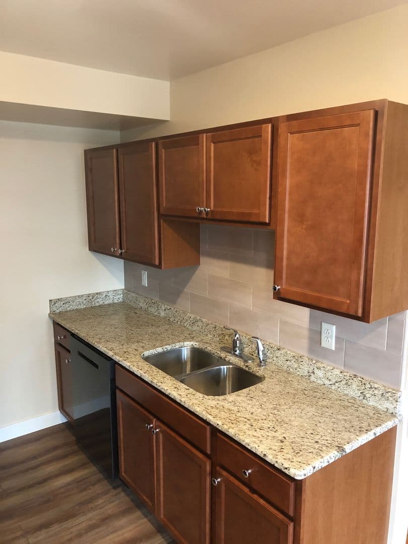 State College Apartment: 101 and 109 W Highland Alley