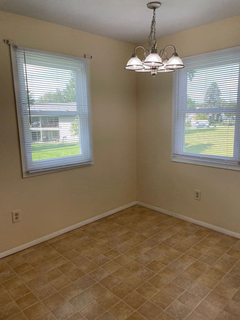Boalsburg Apartment: 704 Torrey Lane