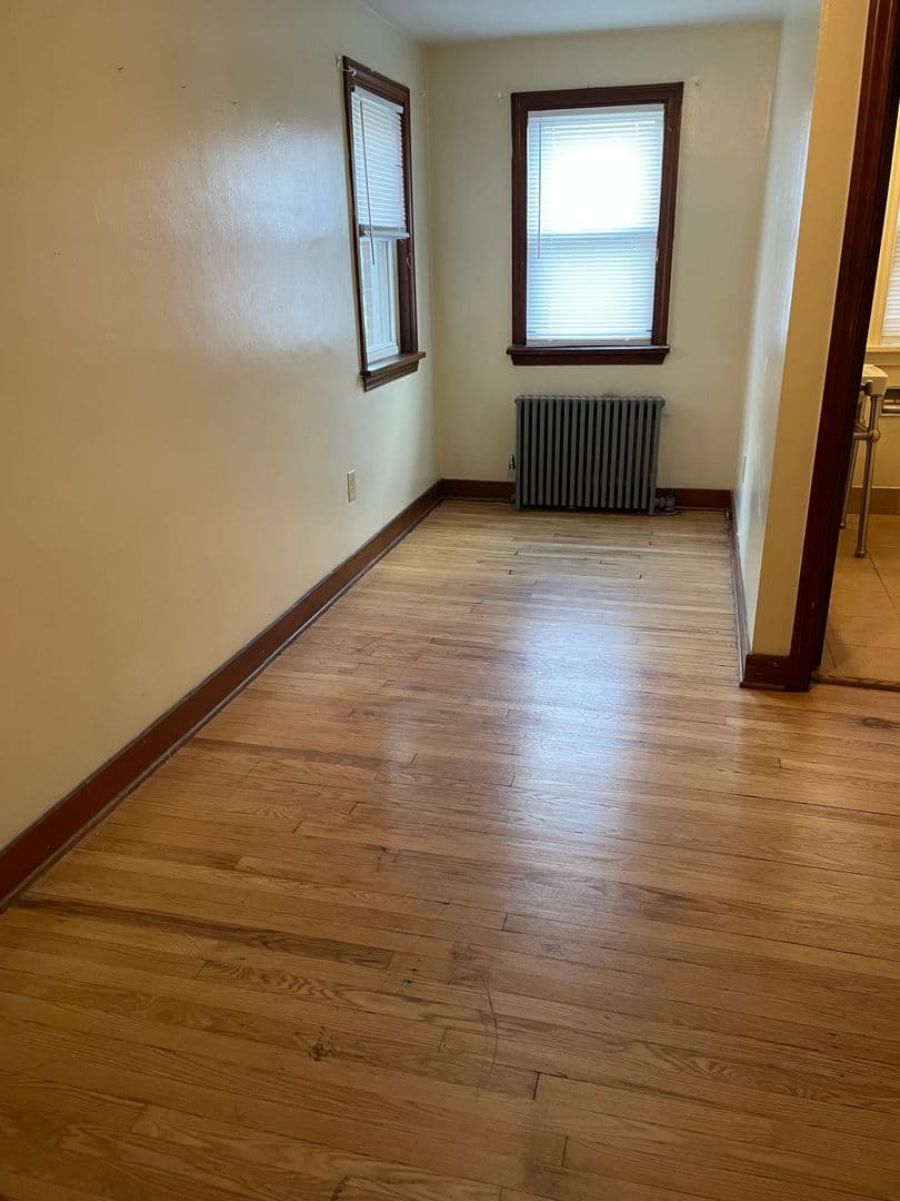 State College Apartment: 728 W College Ave, Apt 7