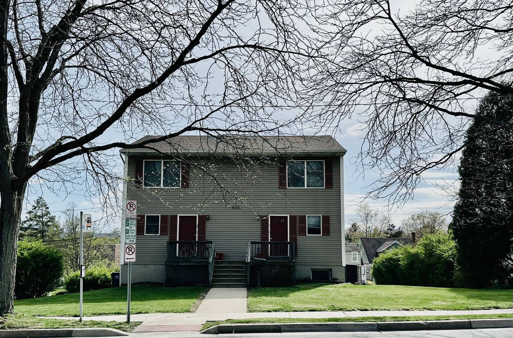 State College Apartment: 830 S Pugh St