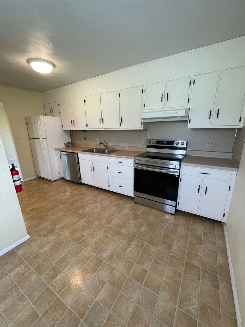 Boalsburg Apartment: 704 Torrey Lane