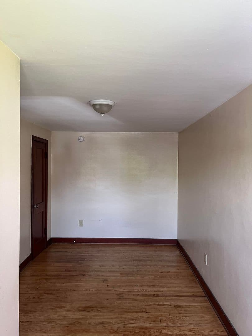 State College Apartment: 728 W College Ave, Apt 7