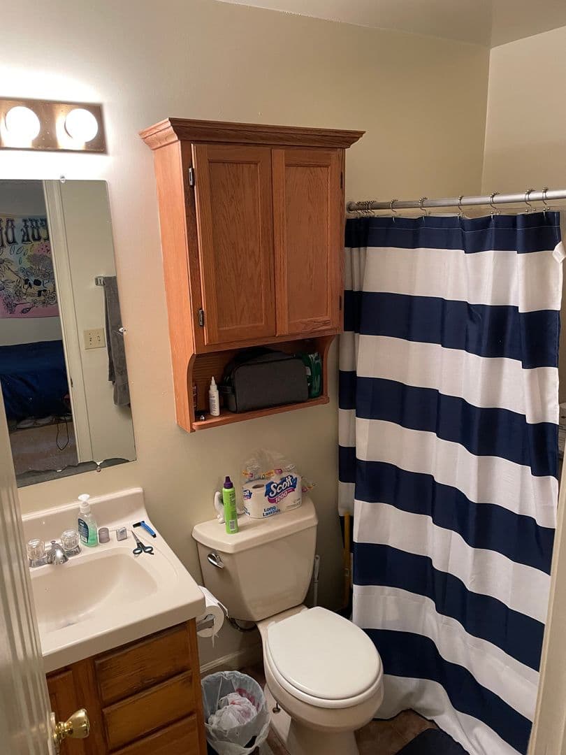 State College Apartment: 830 S Pugh St
