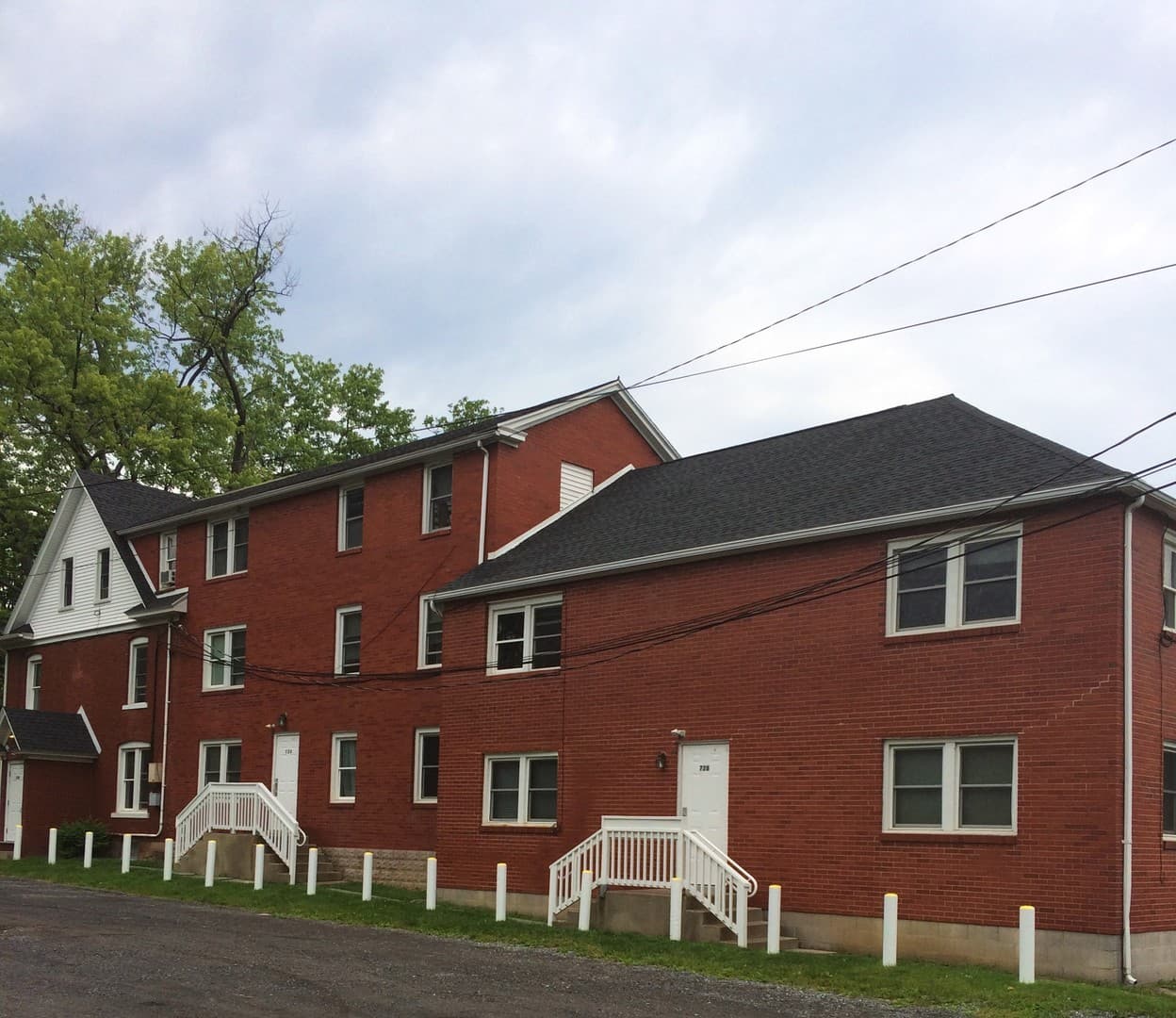 State College Apartment: 728 W College Ave, Apt 10