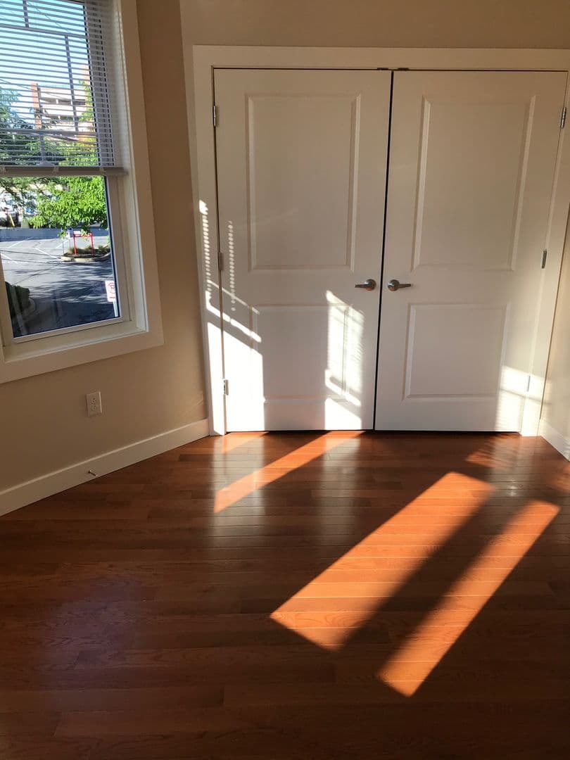 State College Apartment: 101 and 109 W Highland Alley