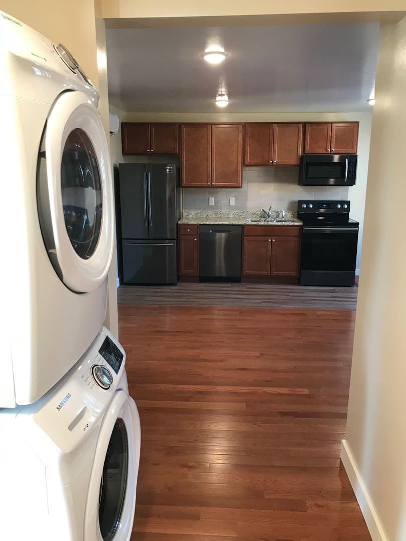 State College Apartment: 101 and 109 W Highland Alley