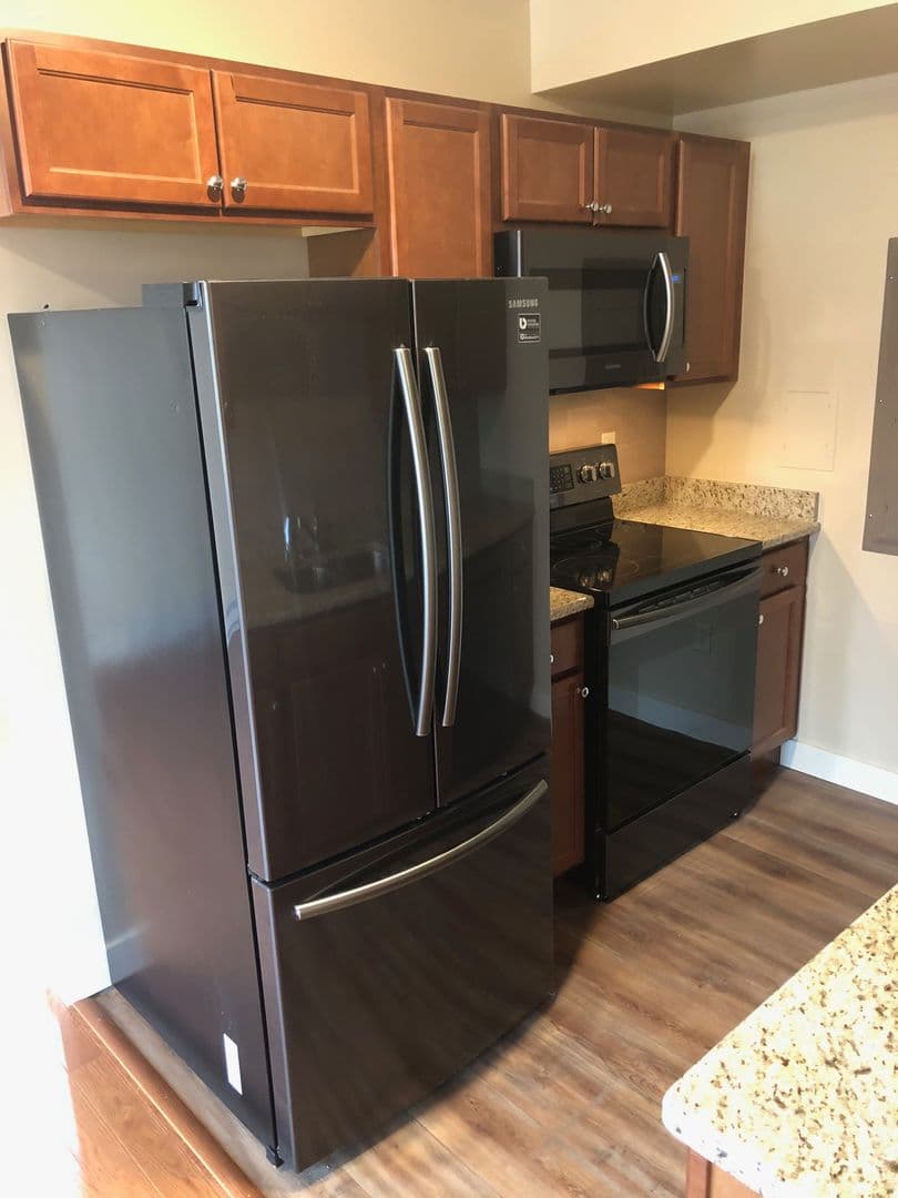 State College Apartment: 101 and 109 W Highland Alley