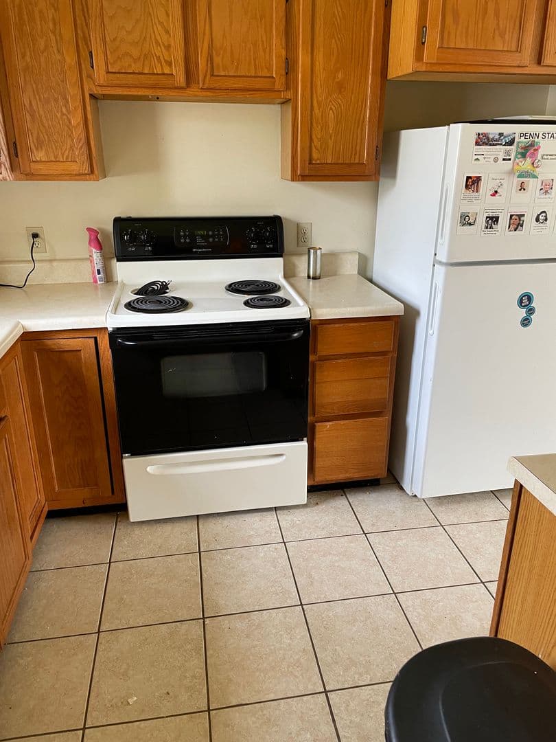 State College Apartment: 830 S Pugh St