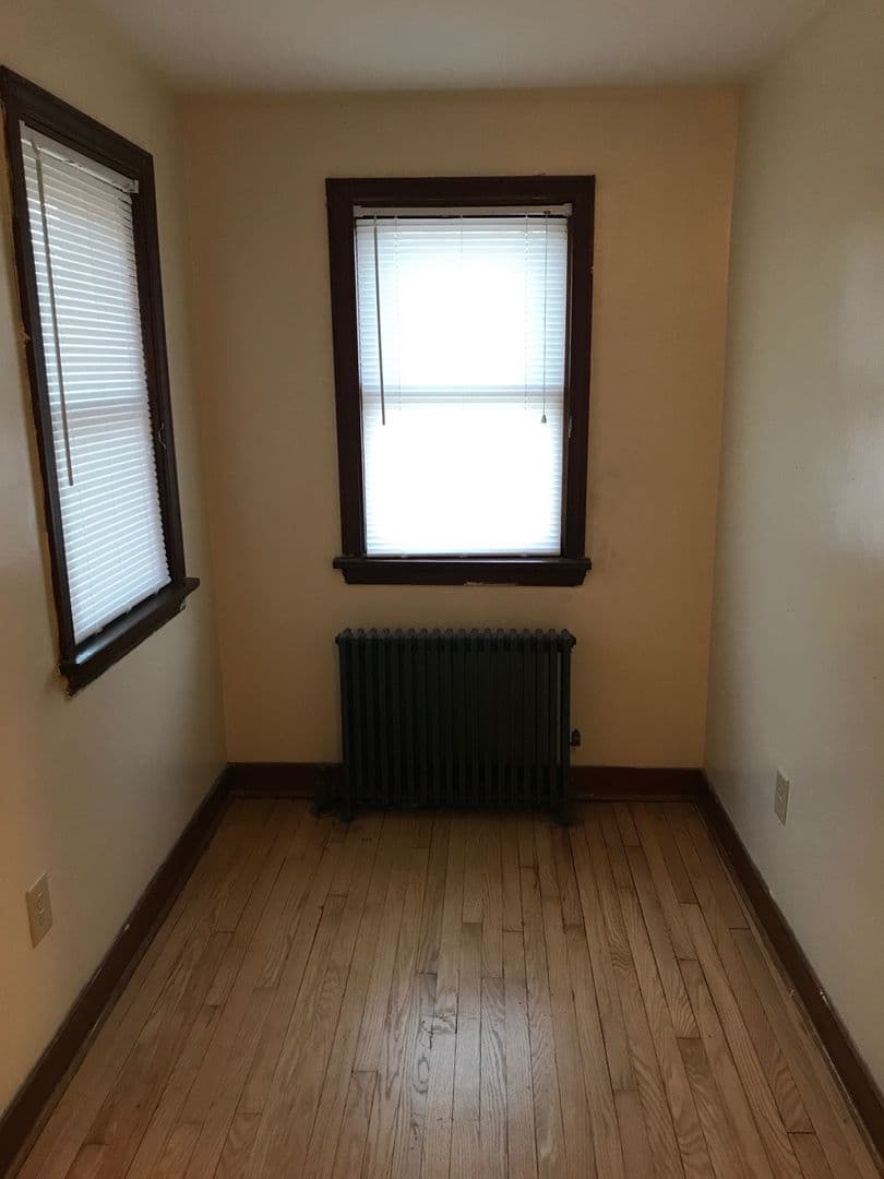 State College Apartment: 728 W College Ave, Apt 10