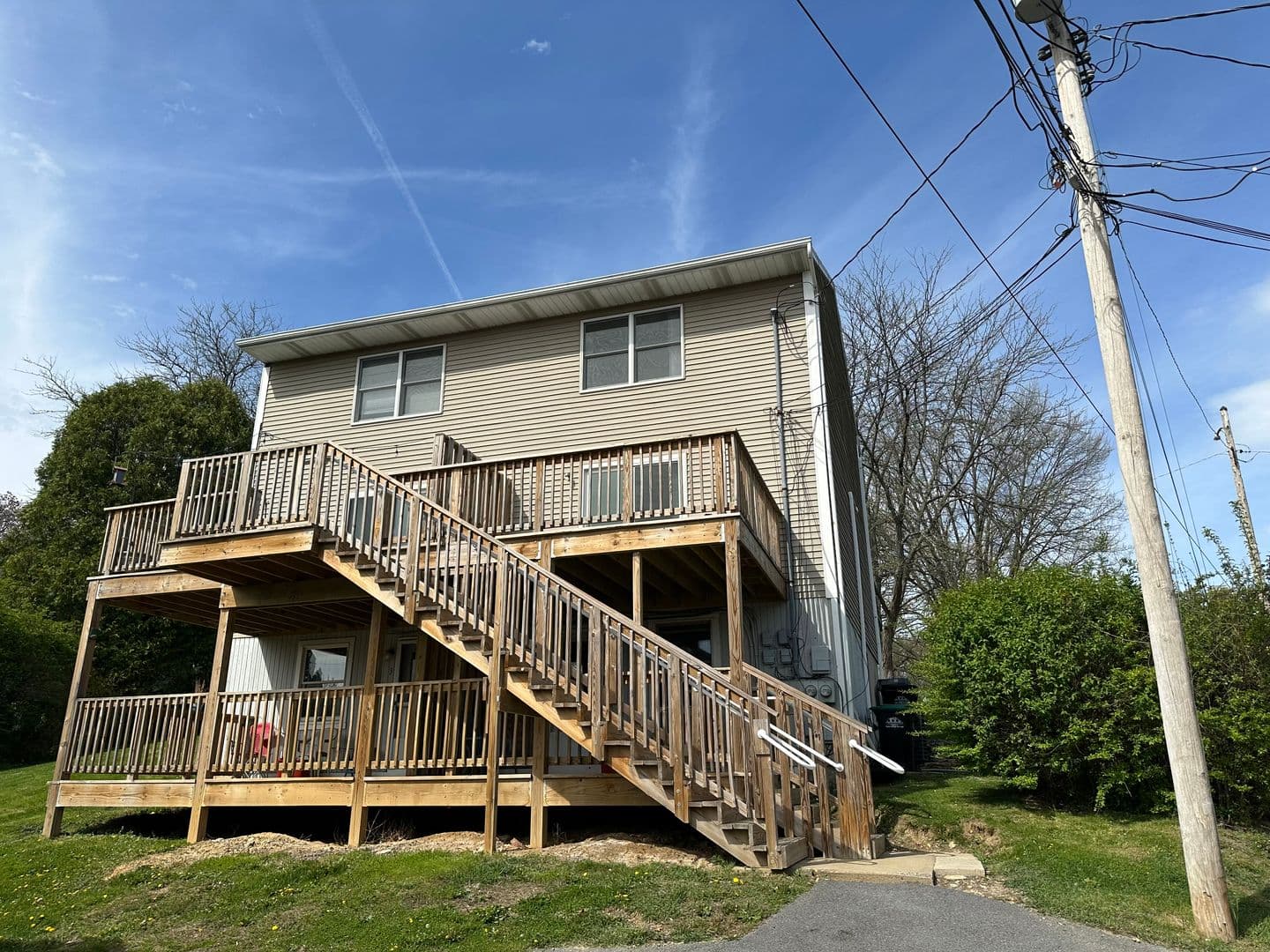 State College Apartment: 830 S Pugh St