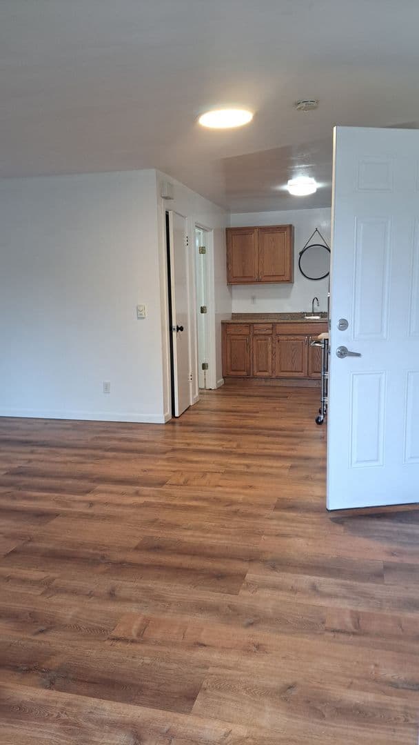 Bremerton House: 920 Highland Ave Unit A