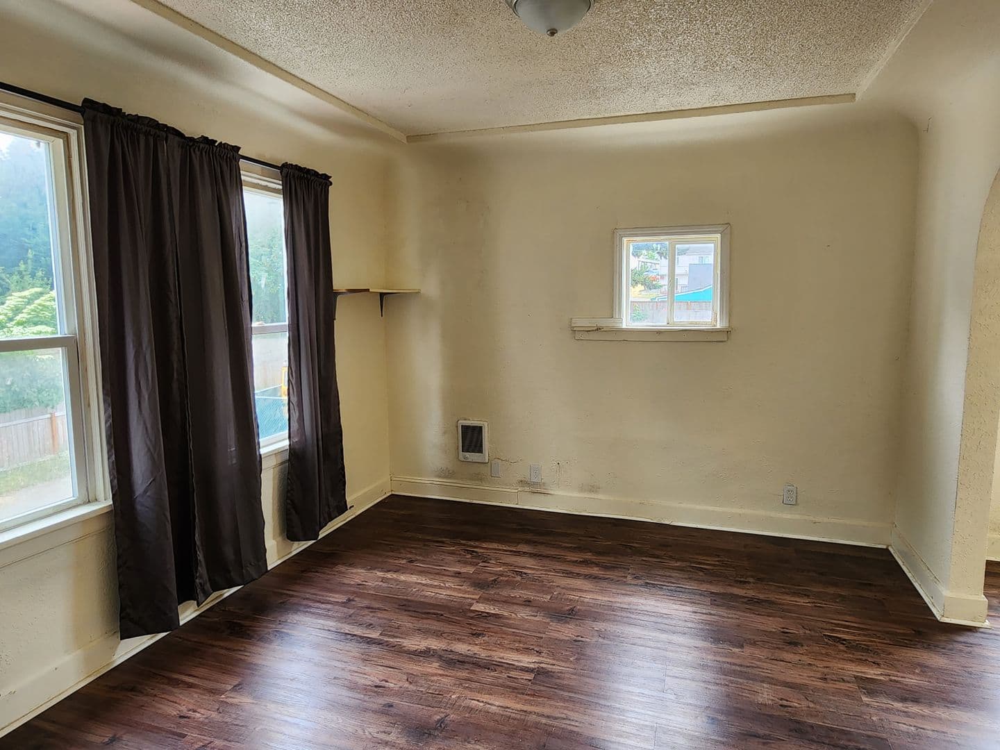 Bremerton House: 1222 Park Avenue Unit 3