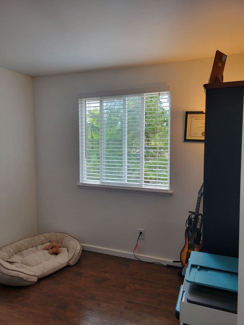 Bremerton House: 1604 Arvon Ave