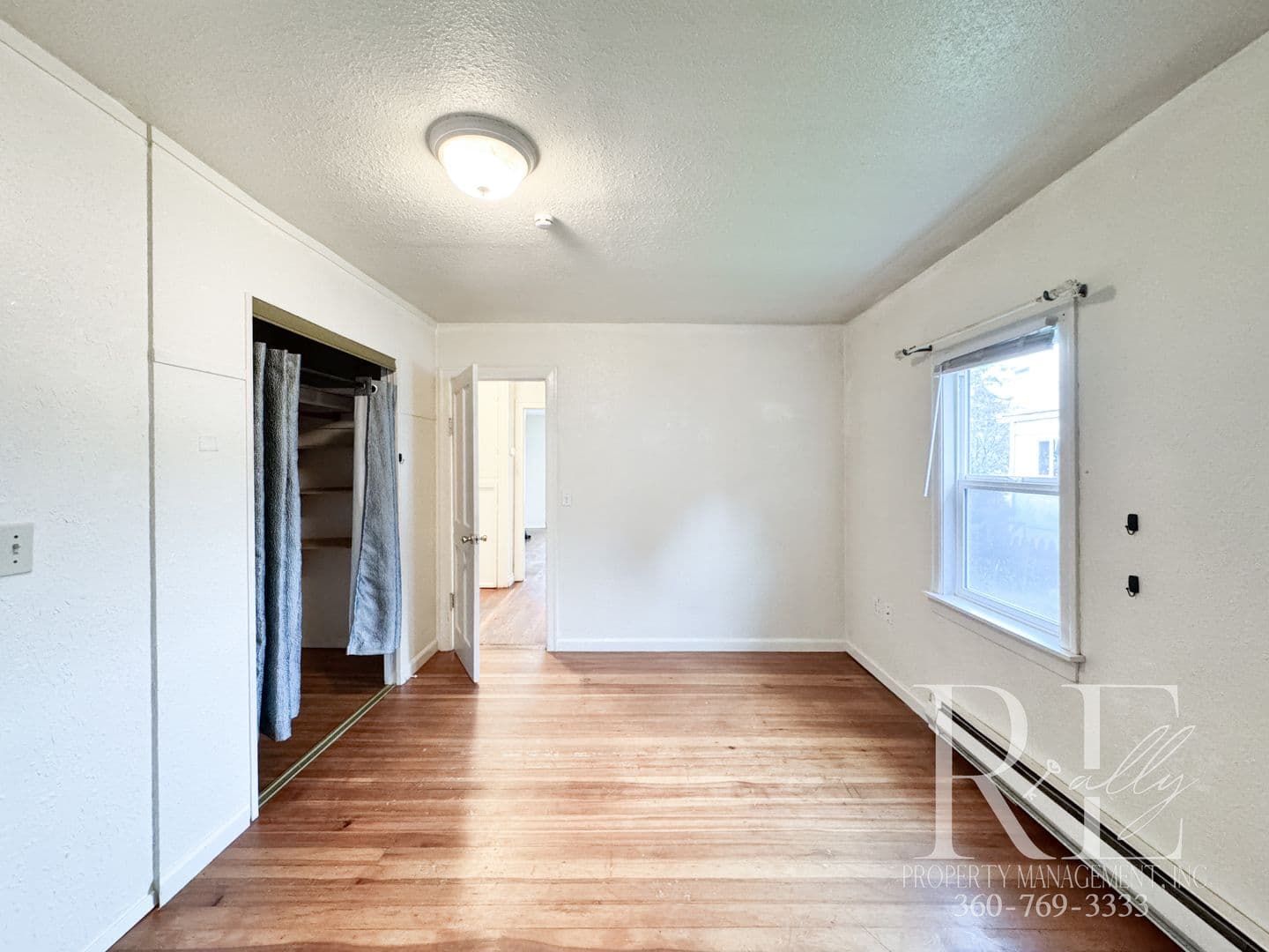 Bremerton House: 1215 Evans Ave W