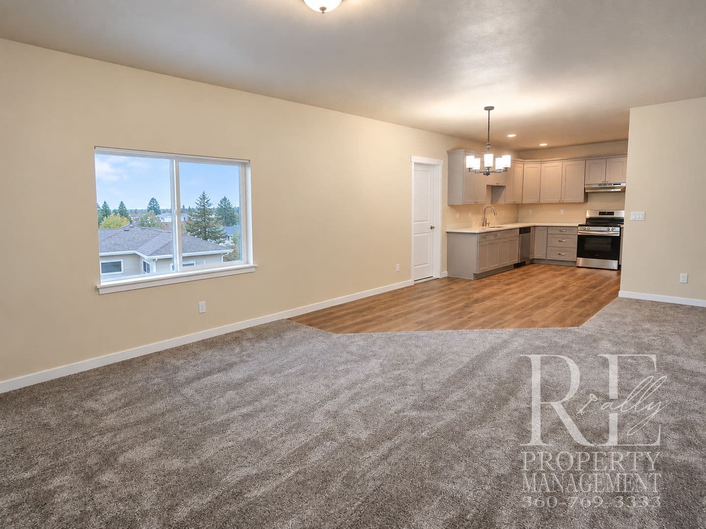Port Orchard Townhome: 2306 SE Lund Ave