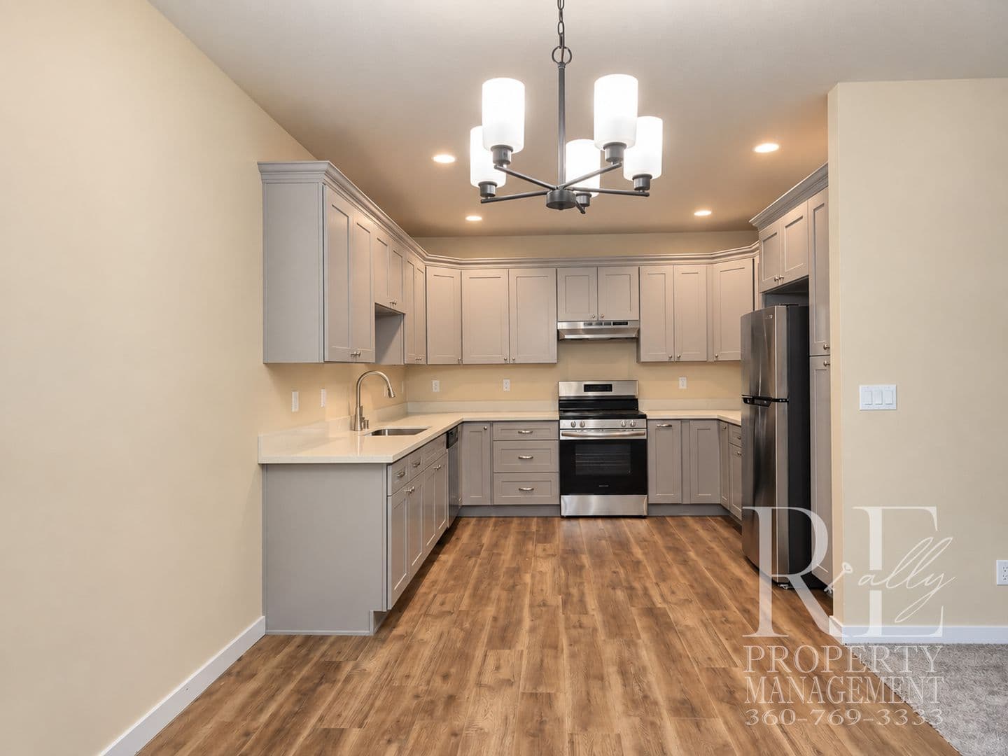 Port Orchard Townhome: 2306 SE Lund Ave
