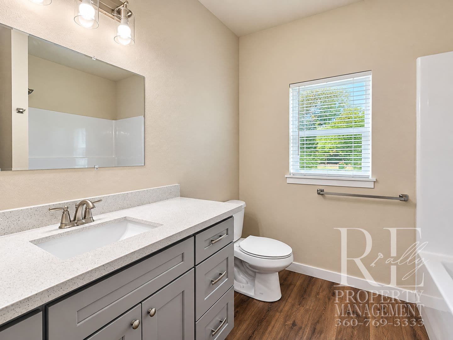 Port Orchard Townhome: 2306 SE Lund Ave