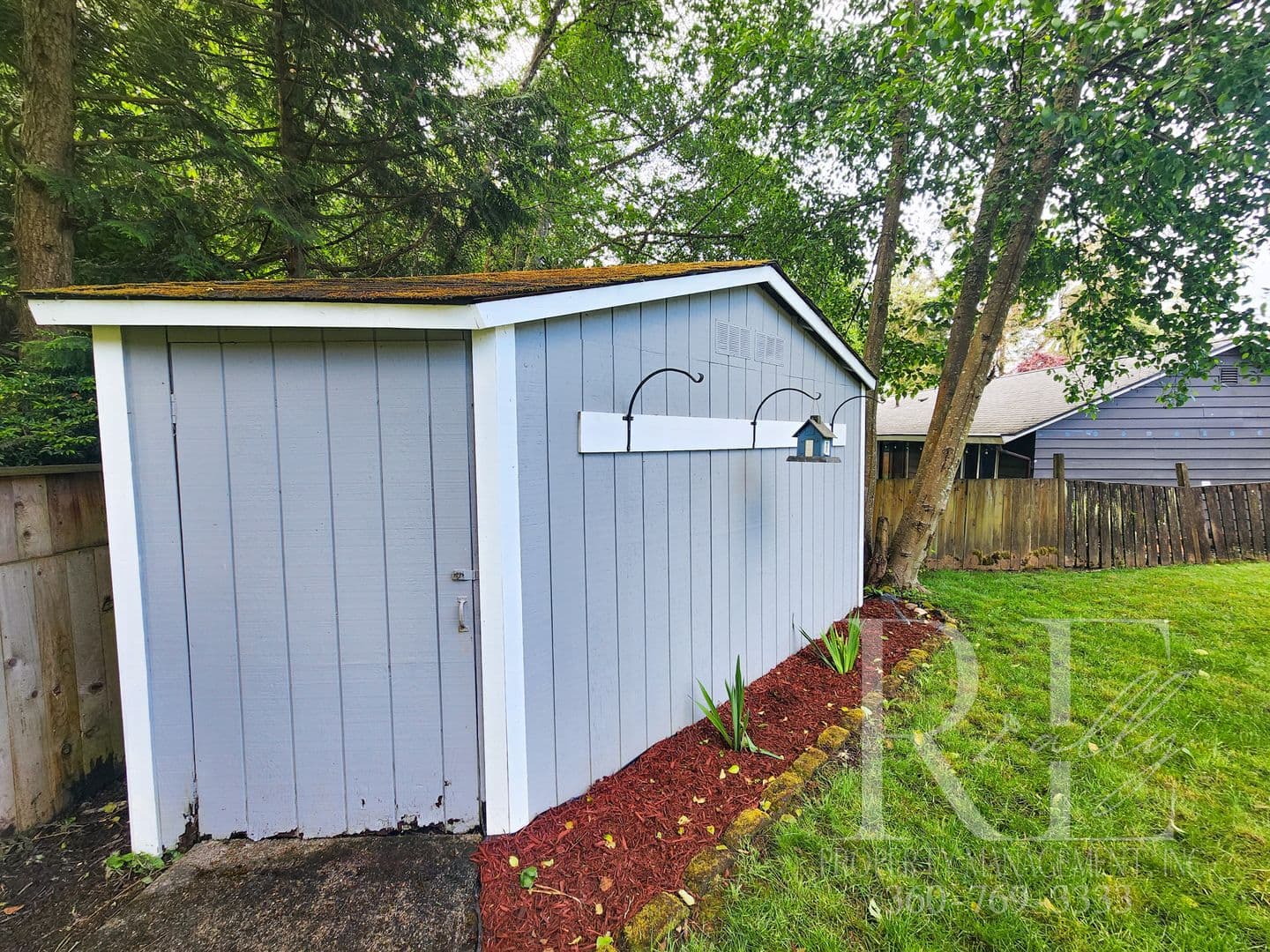 Poulsbo House: 8120 Seawind Ave NE