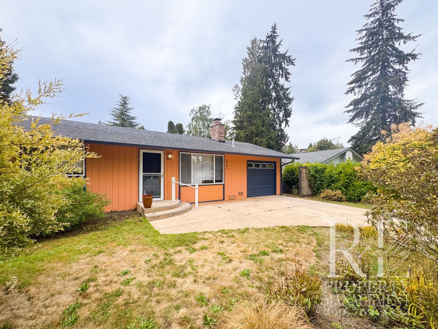 Bremerton House: 681 NE Cottonwood Dr