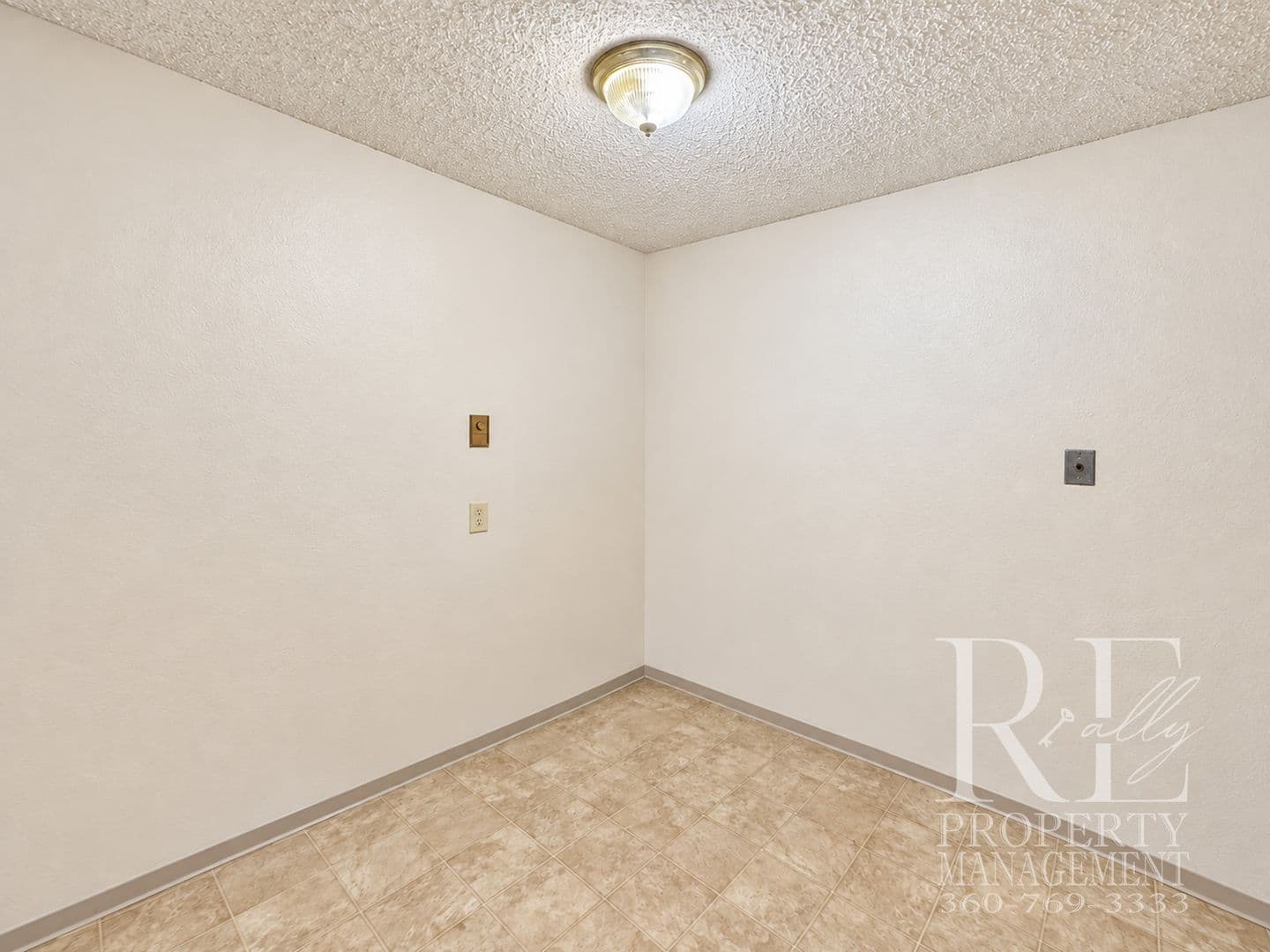 Bremerton Apartment: 500 Lebo Blvd