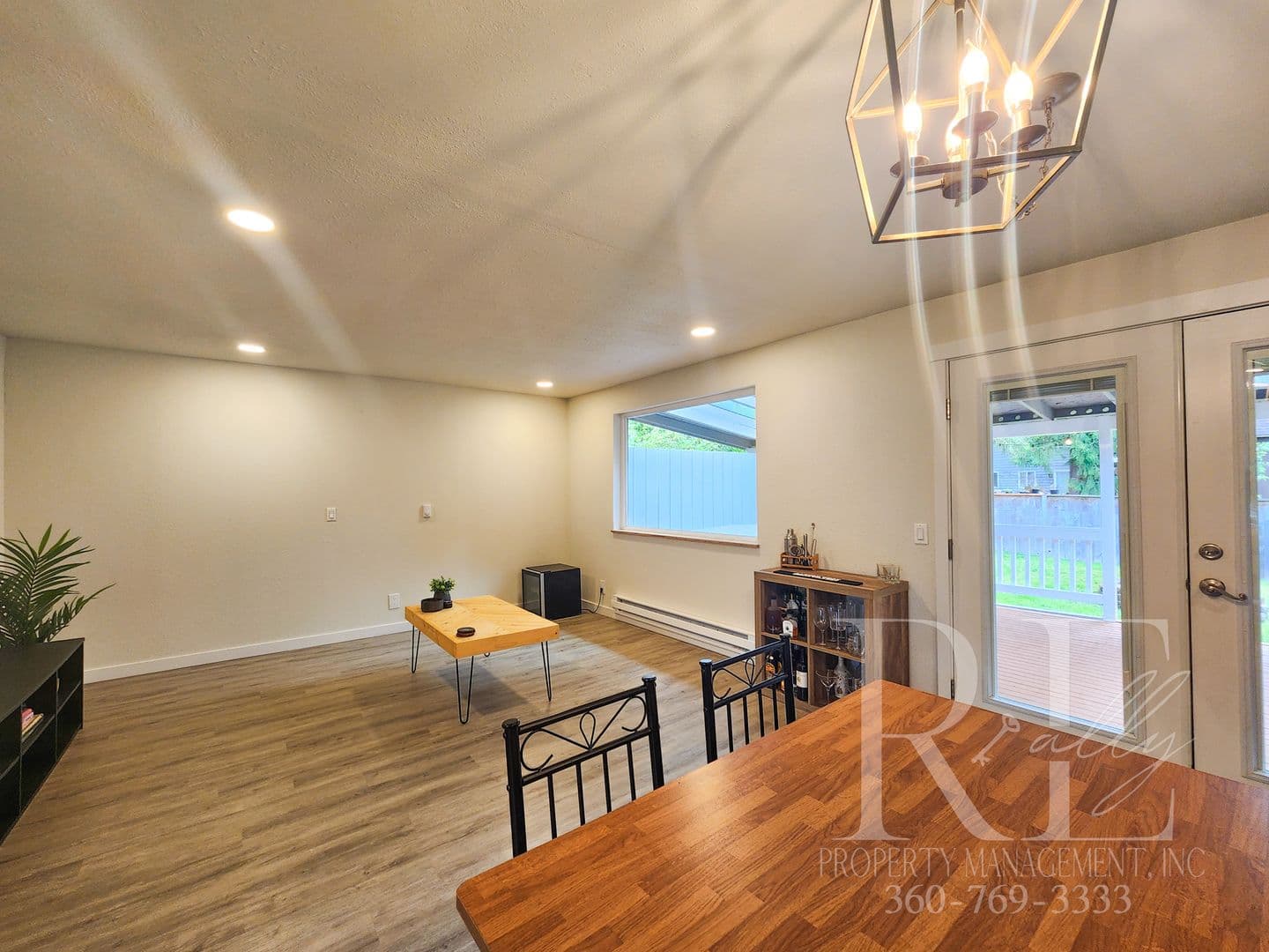 Poulsbo House: 8120 Seawind Ave NE