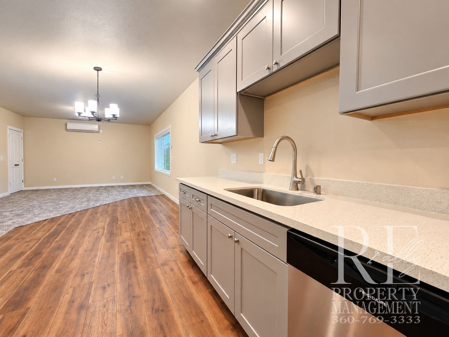 Port Orchard Townhome: 2306 SE Lund Ave
