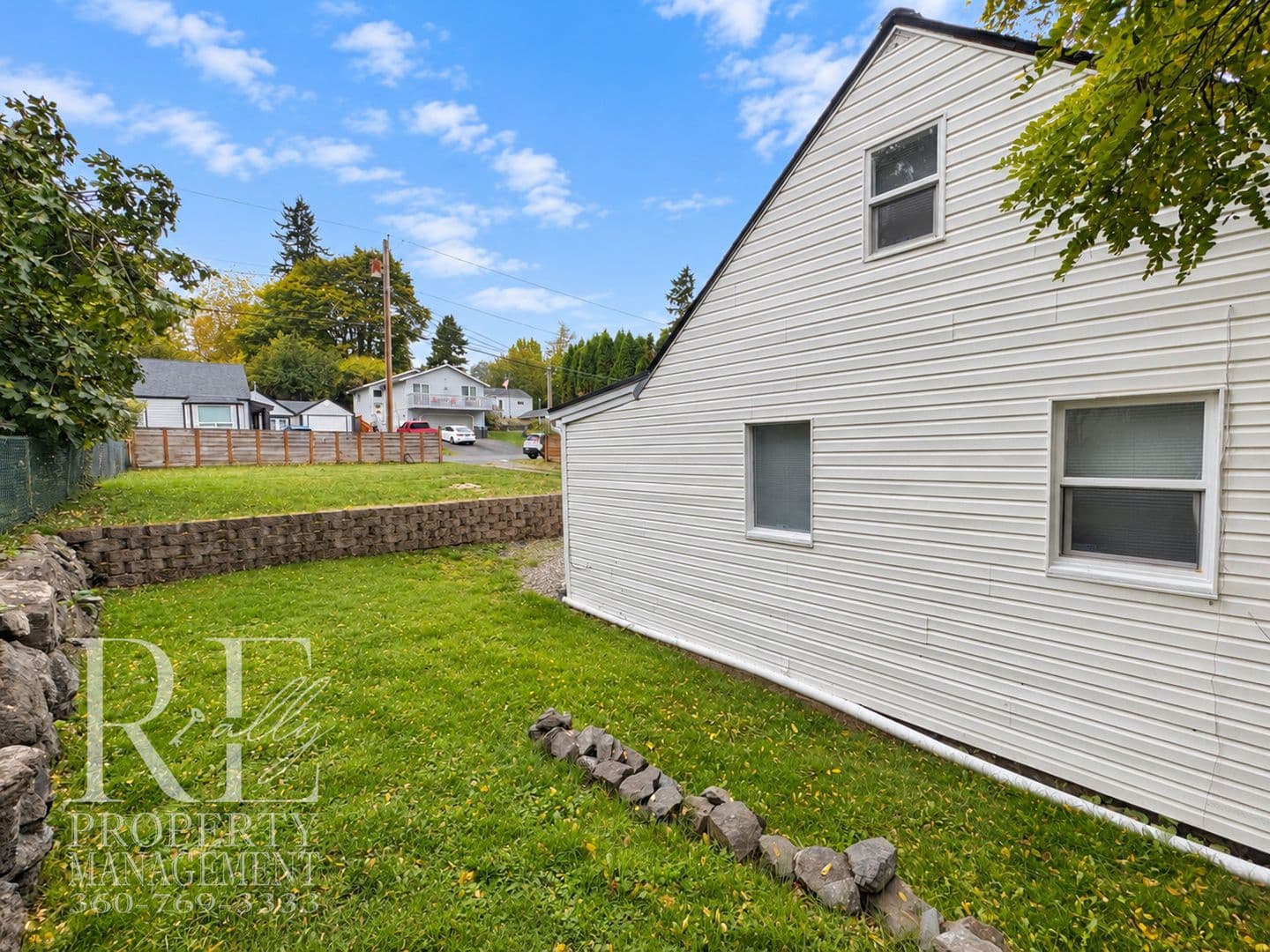 Bremerton House: 1510 Bloomington Ave