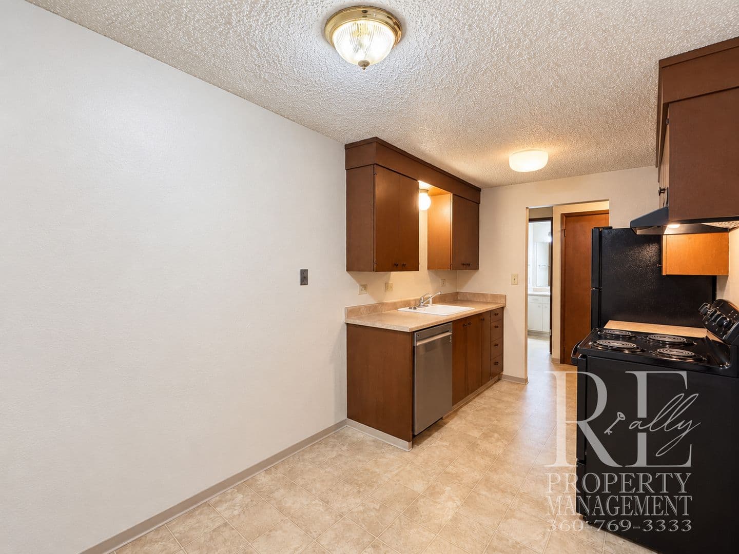Bremerton Apartment: 500 Lebo Blvd