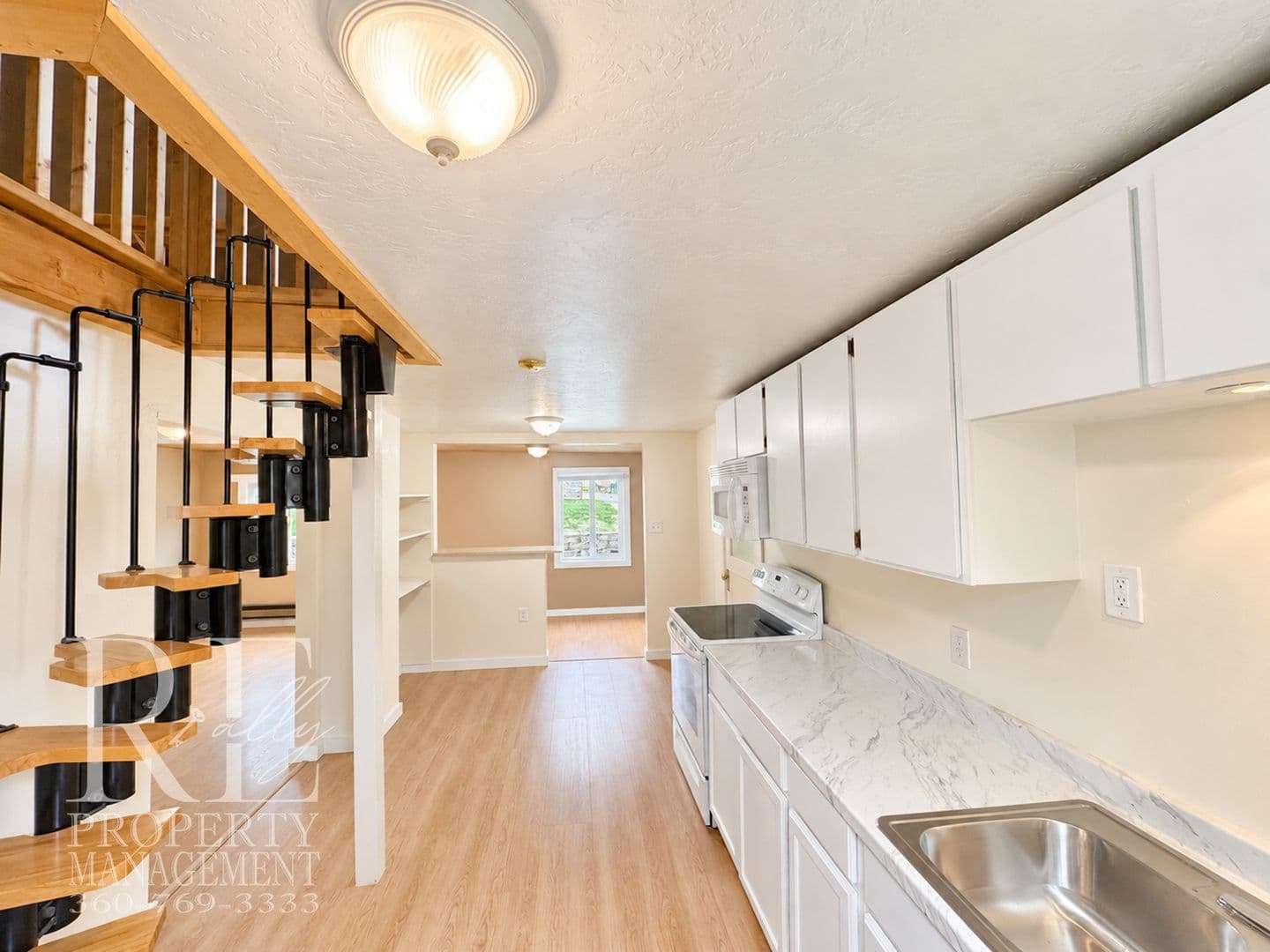 Bremerton House: 1510 Bloomington Ave