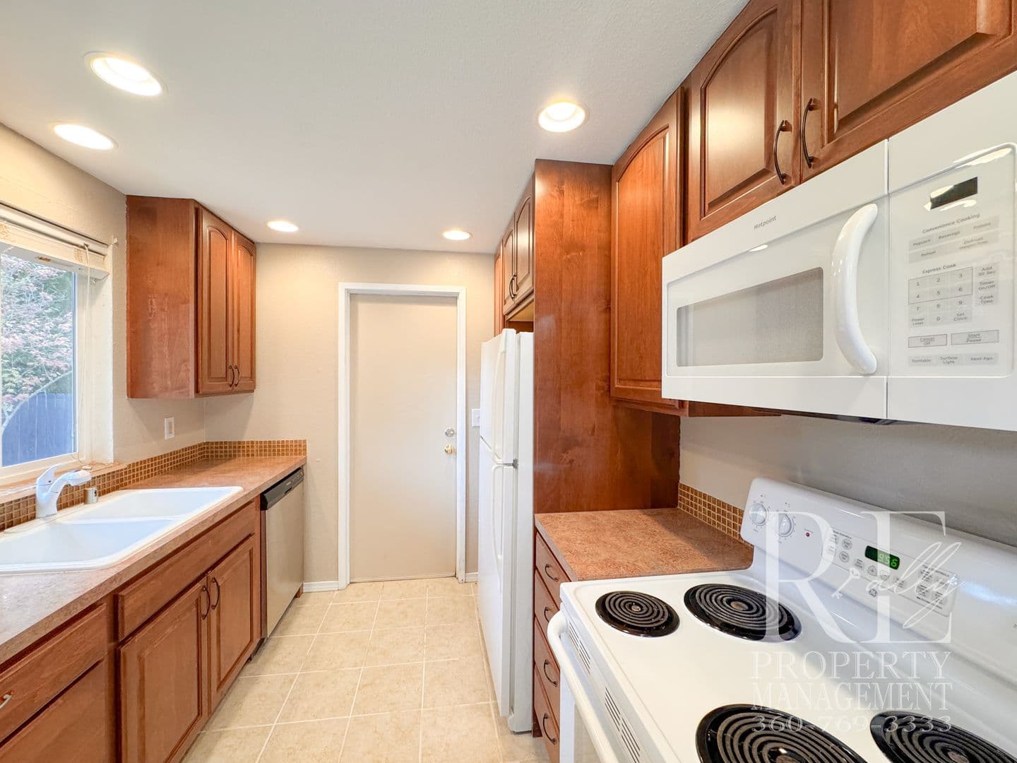Bremerton House: 681 NE Cottonwood Dr