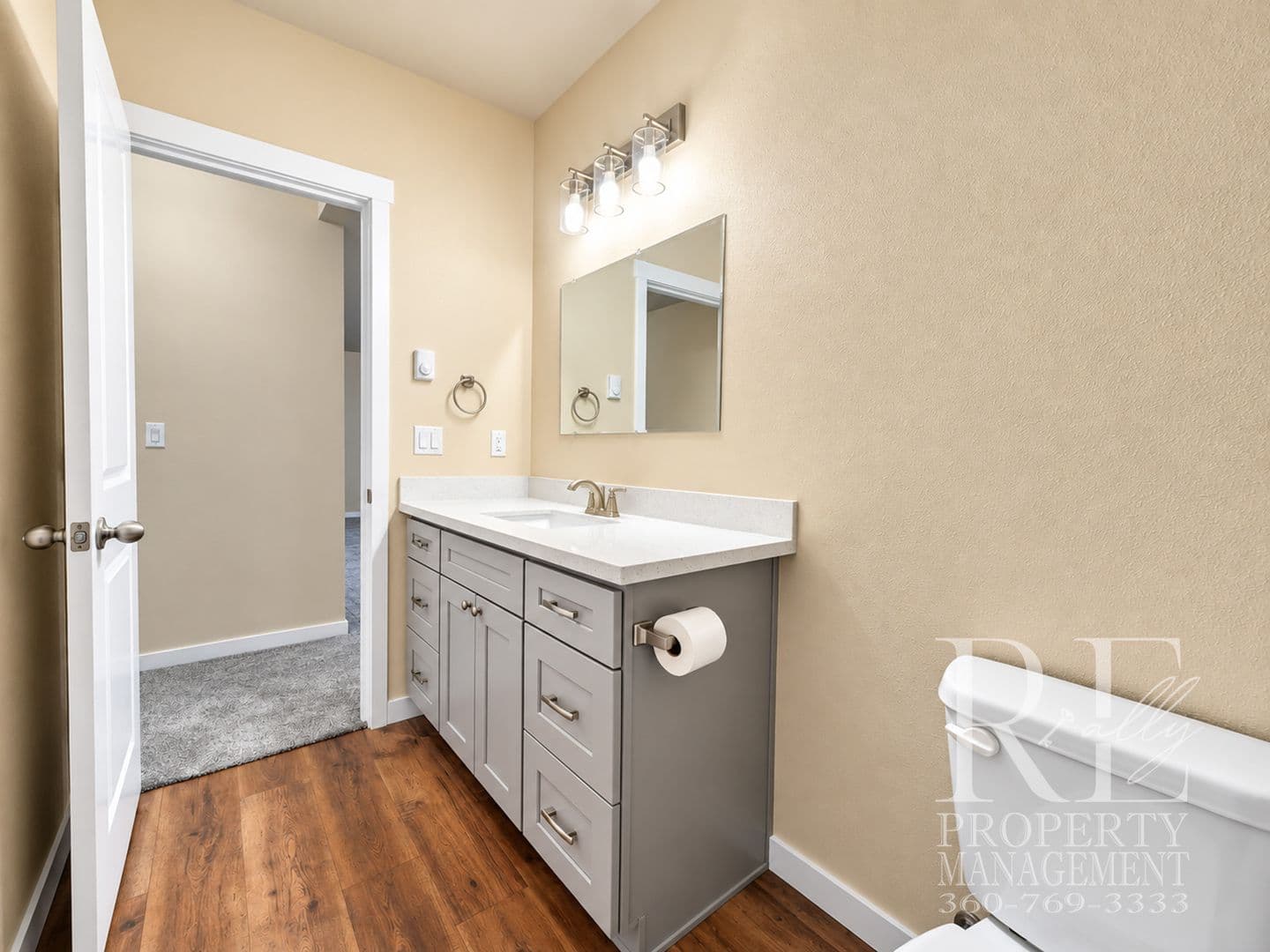 Port Orchard Townhome: 2306 SE Lund Ave