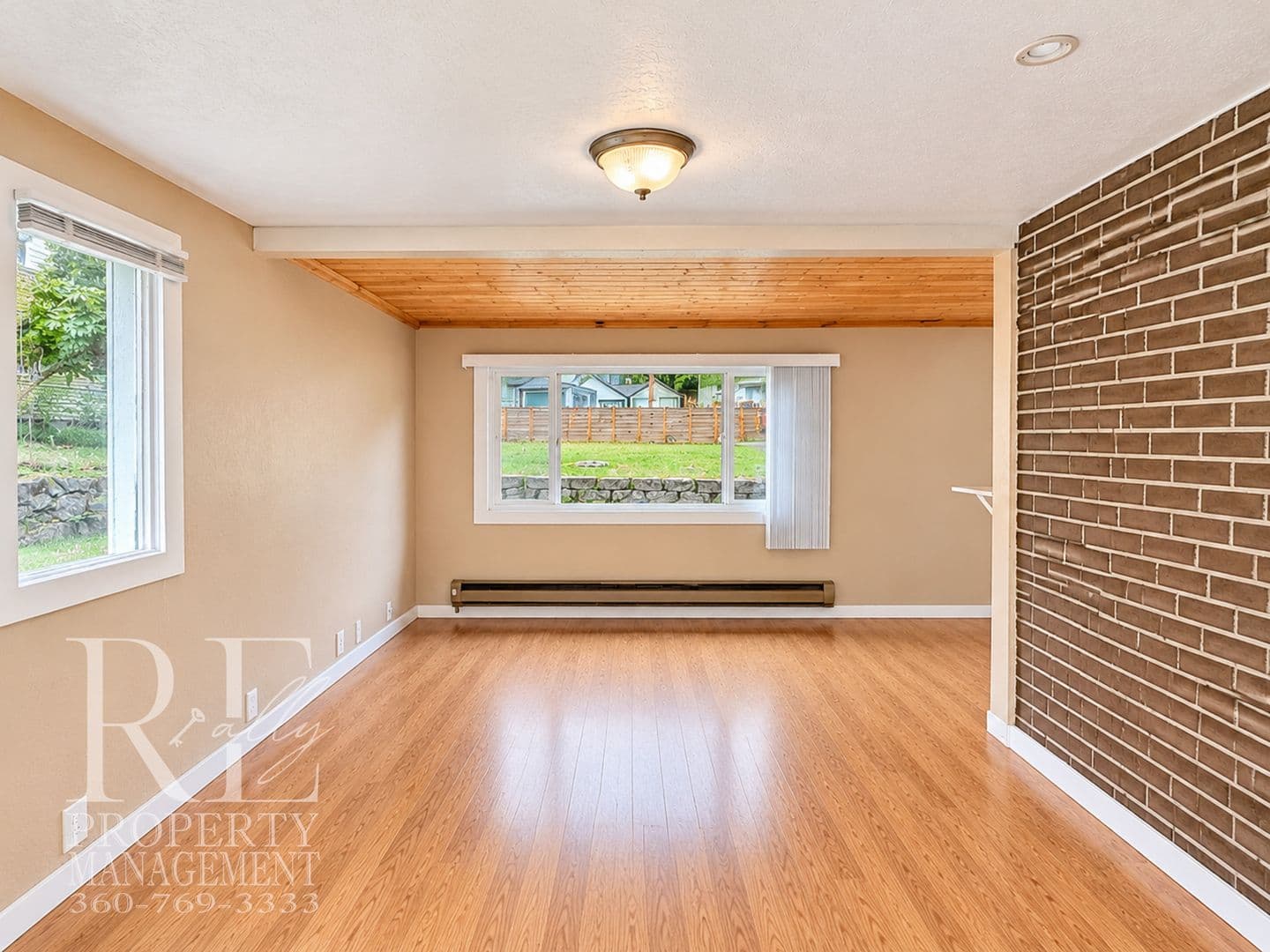 Bremerton House: 1510 Bloomington Ave