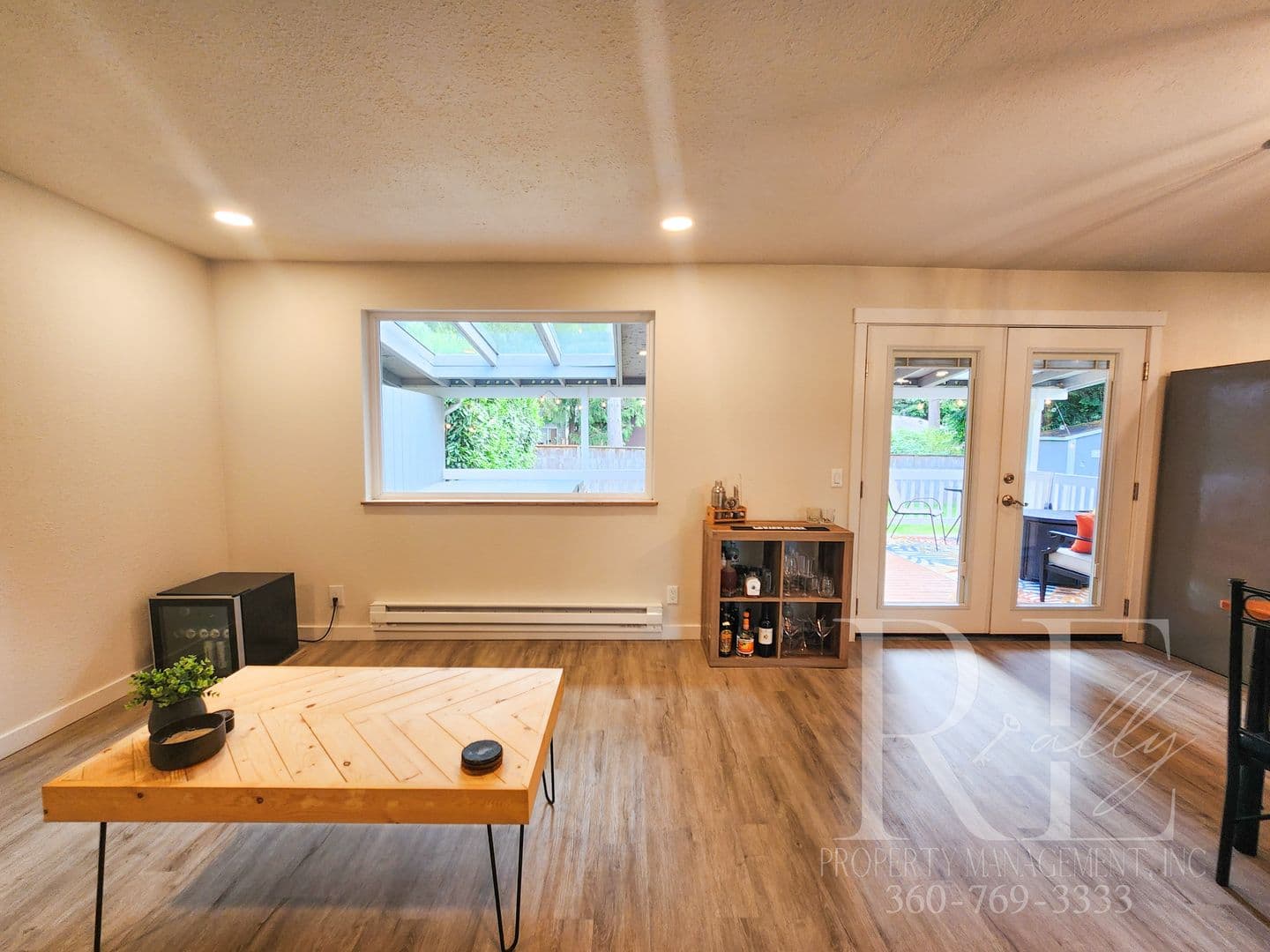 Poulsbo House: 8120 Seawind Ave NE