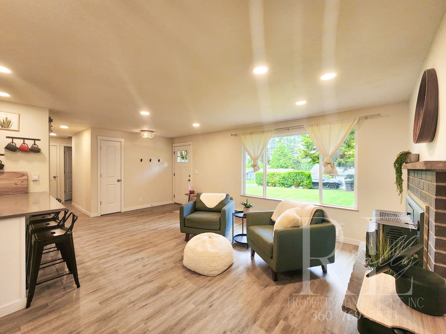 Poulsbo House: 8120 Seawind Ave NE