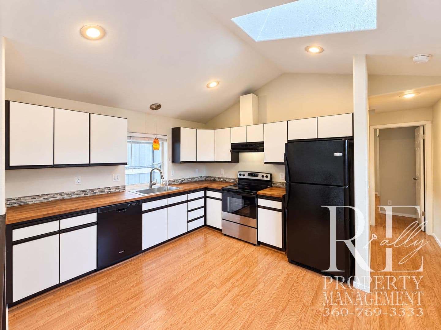 Suquamish House: 6534 NE Pine St