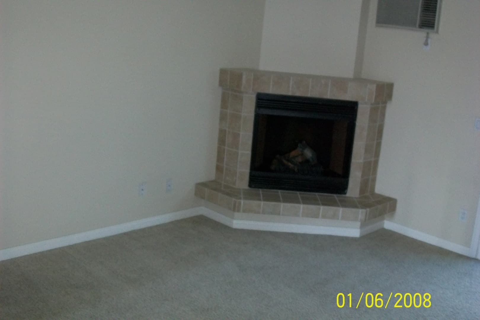 El Cajon Condo: 792 N Mollison Avenue # 4