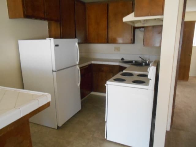 Imperial Beach Apartment: 192 Elkwood Avenue