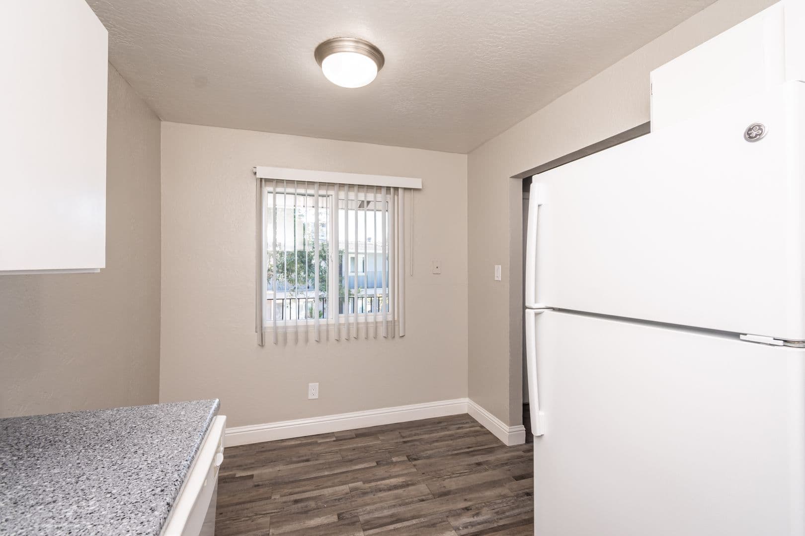 Carmichael Apartment: 5801 Winding Way