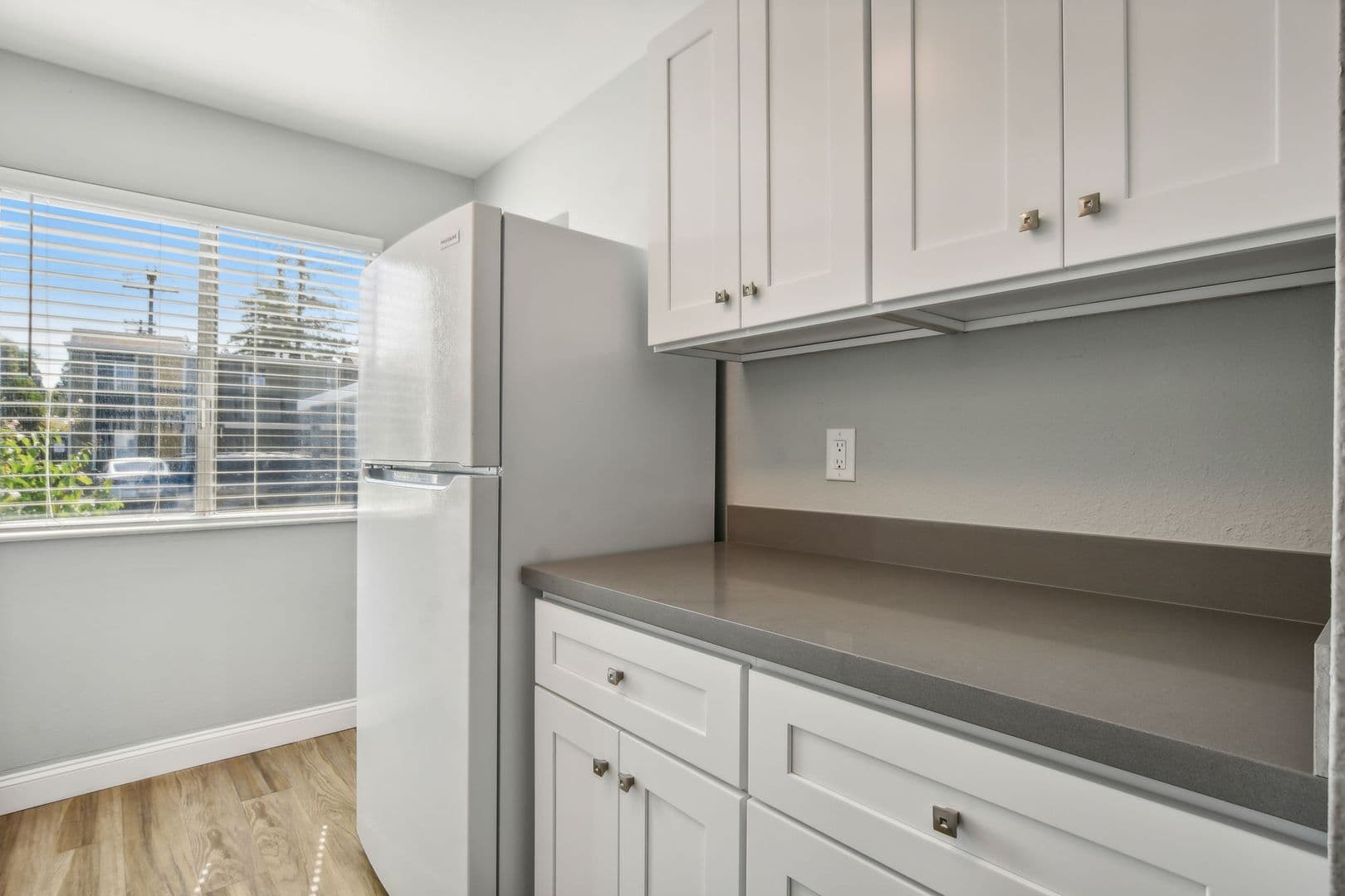 Sacramento Apartment: 3690 S. Port Drive