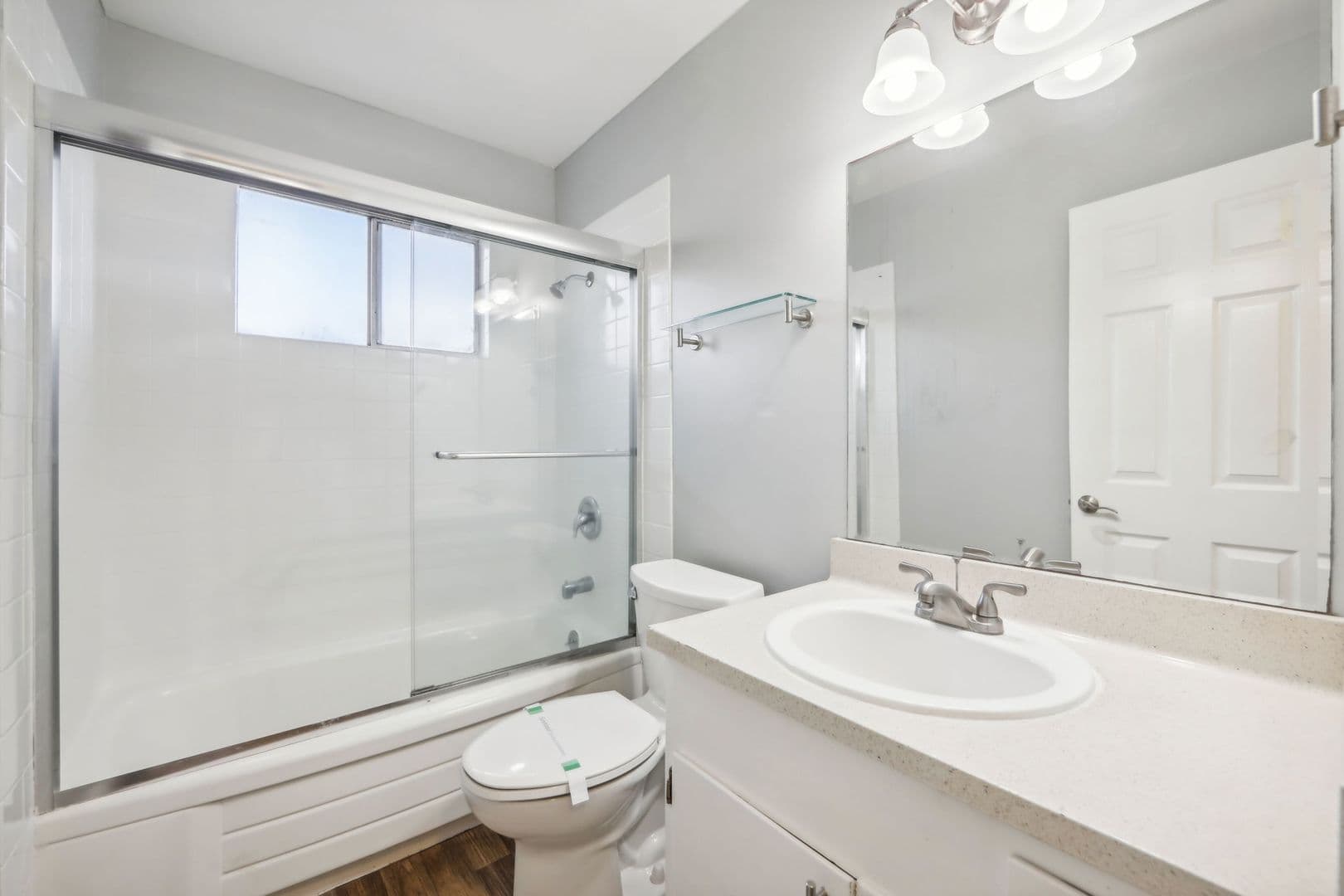 San Leandro Apartment: 13495 Bancroft Ave