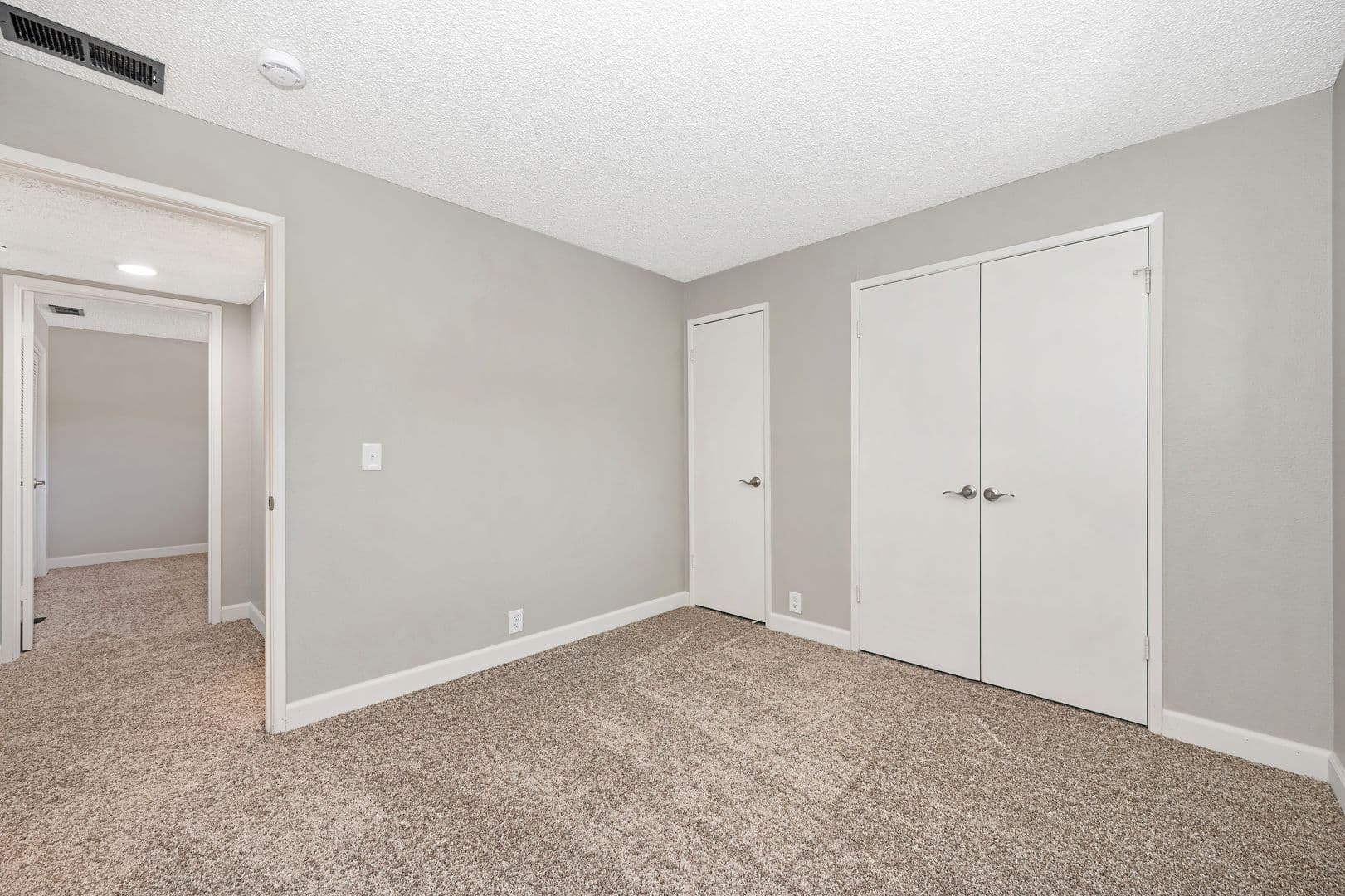 Chico Apartment: 476 E Lassen Ave