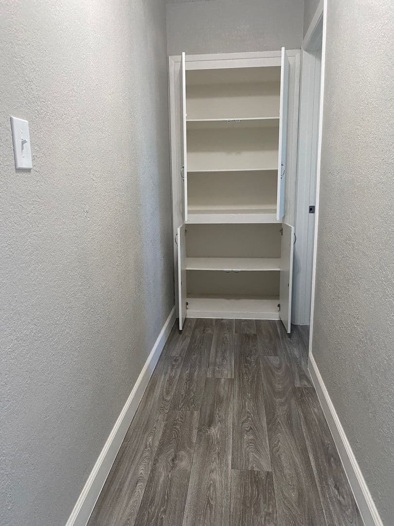 Sacramento Apartment: 6115 63rd St