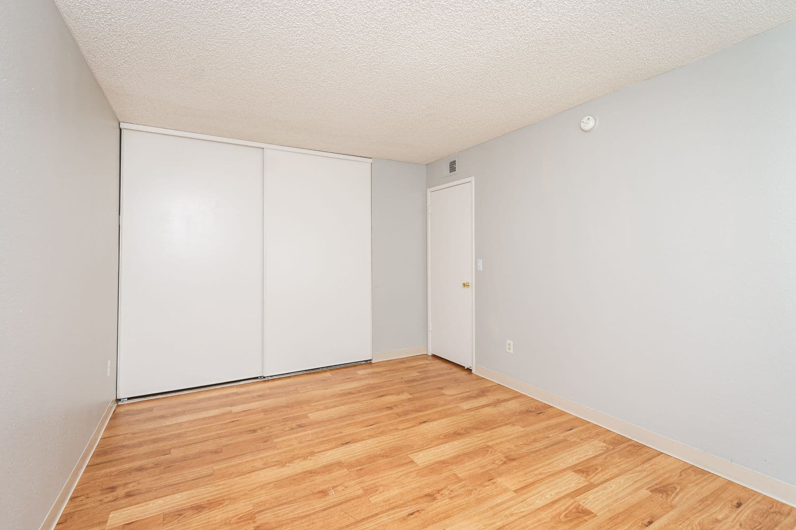 Rancho Cordova Apartment: 2850 La Loma Drive